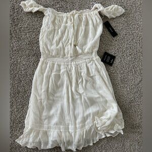 Lulus white dress. NWT